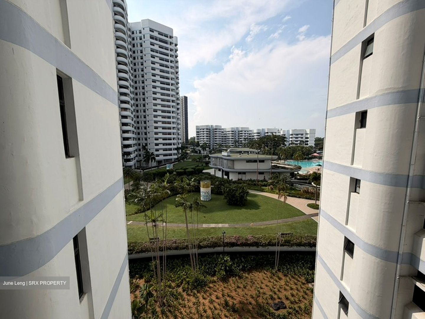 Mandarin Gardens (D15), Condominium #579108121